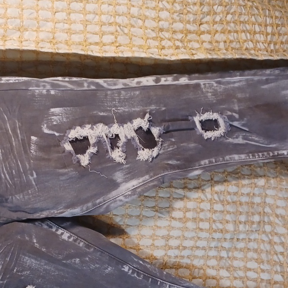 Destroyed jeans 32×32 - Picture 2 of 11